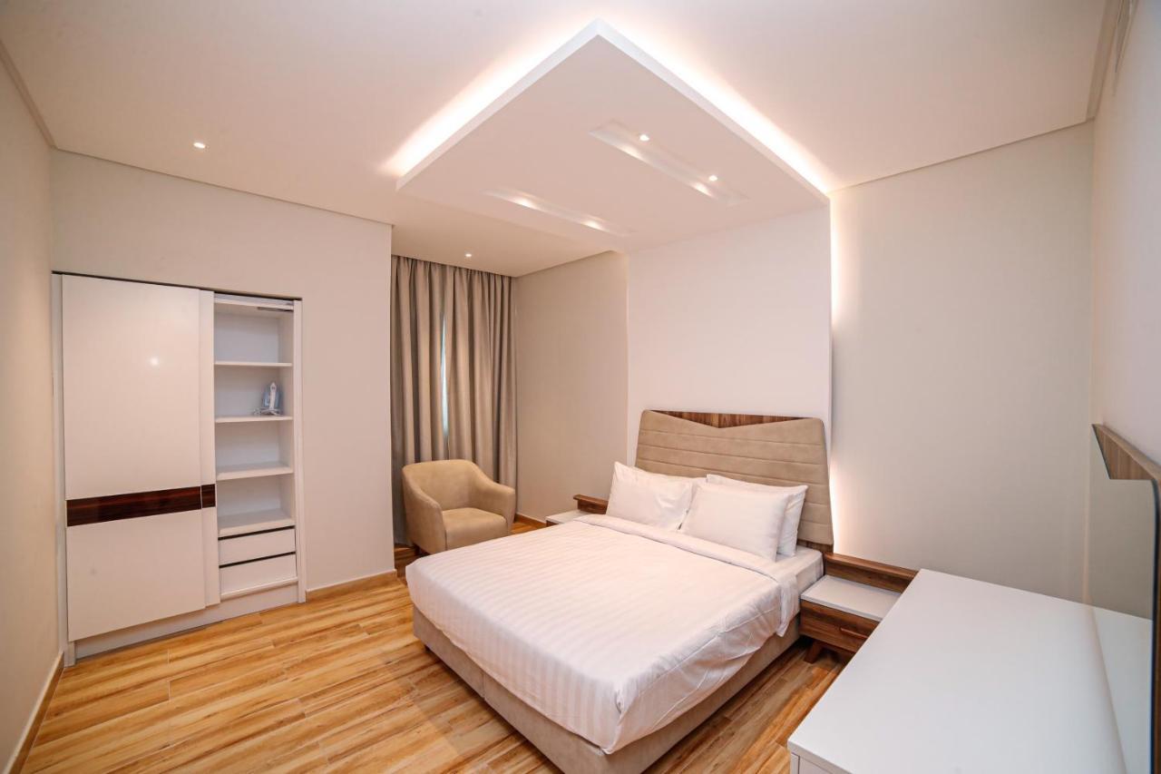 Jc Suites Манама Екстериор снимка